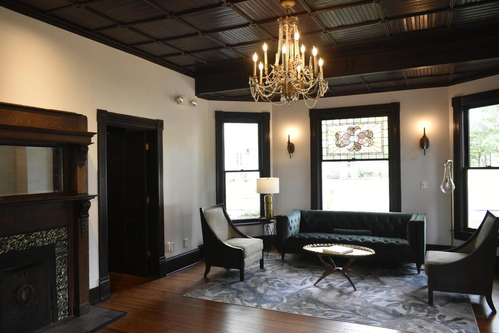 Sparrow Grove Manor 门罗 外观 照片